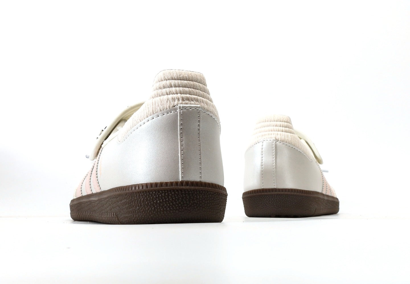 Samba Jane "Chalk White Wonder Quartz"