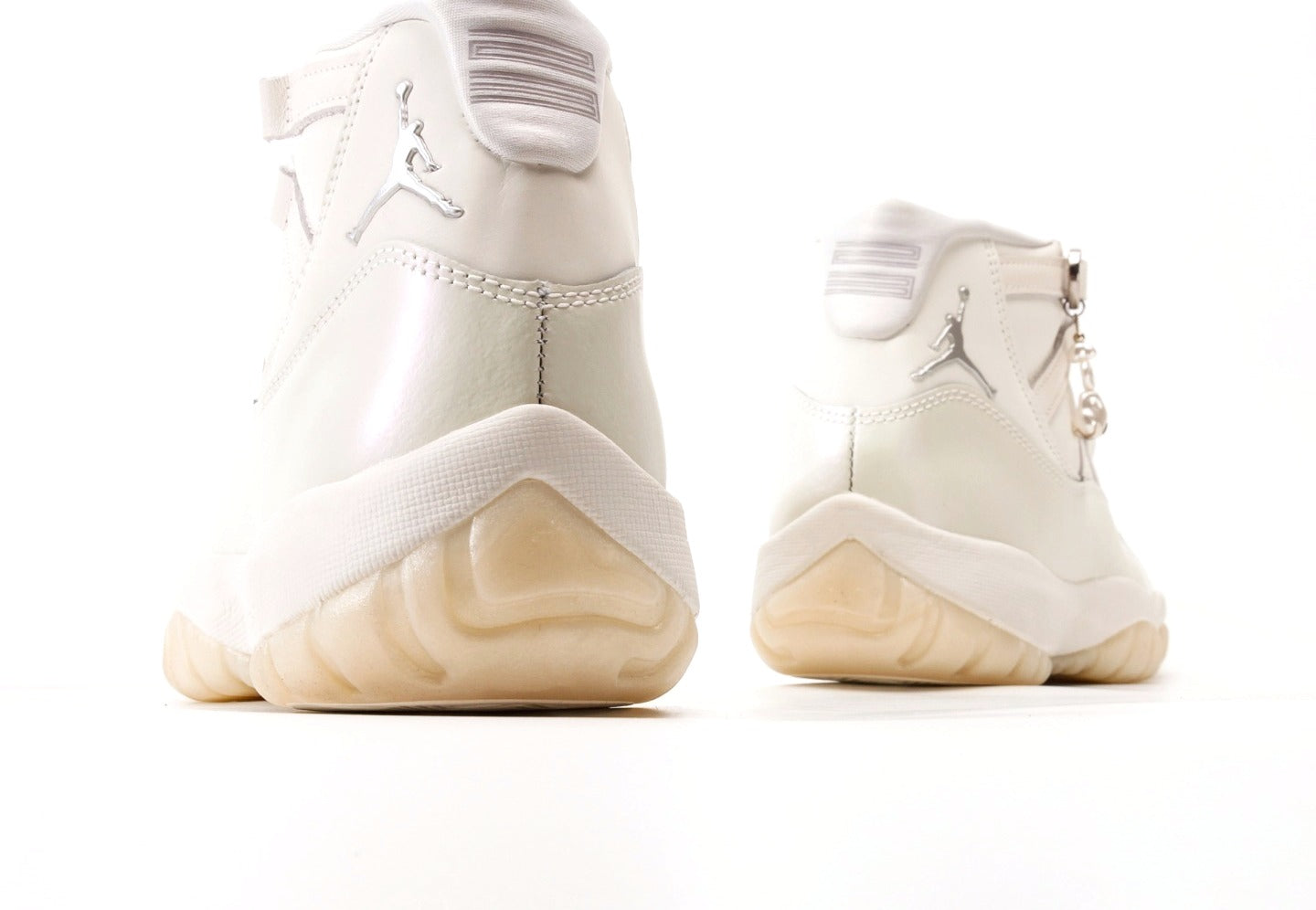 Air Jordan 11 Retro Pearl [PK GOD]