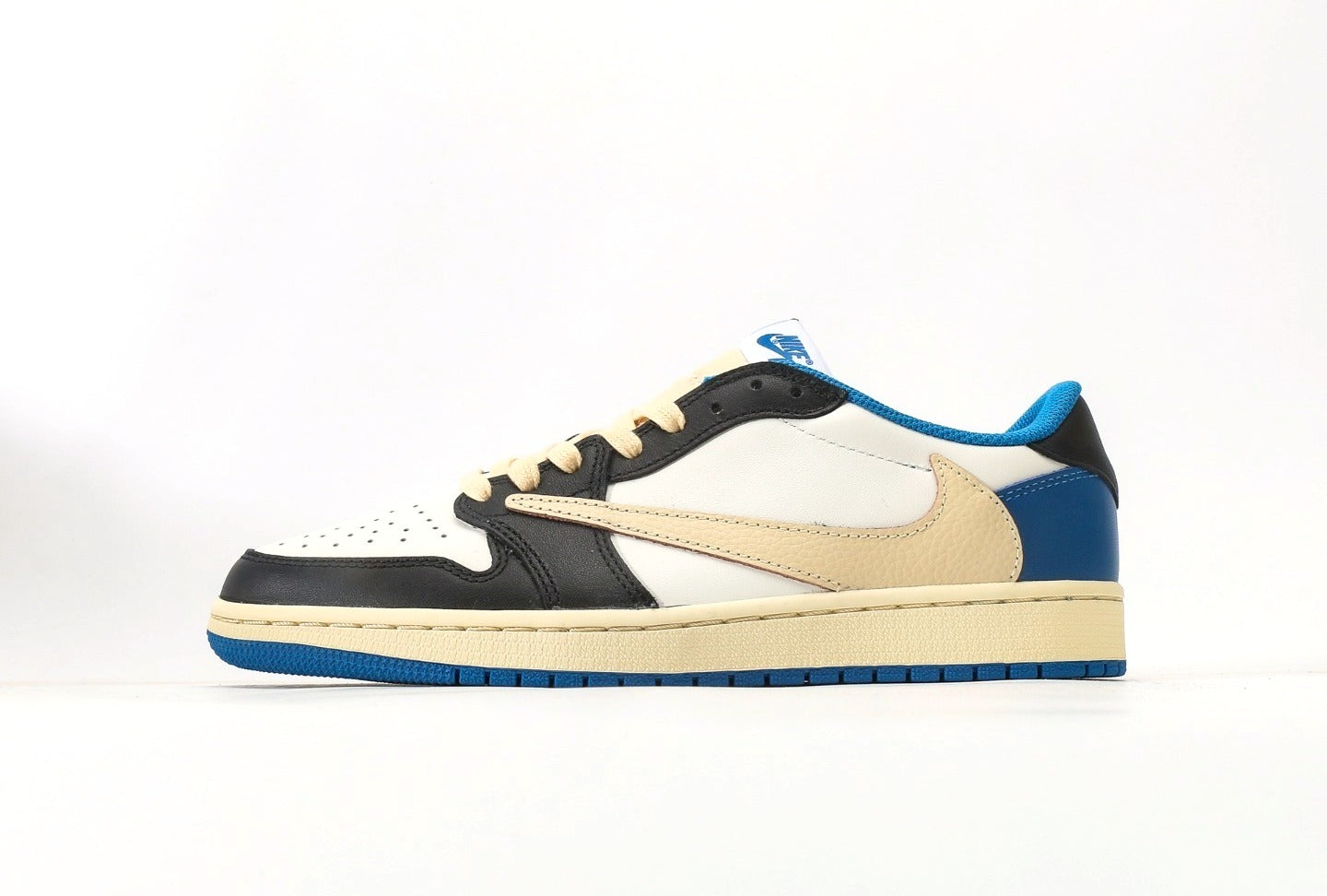 Travis Scott x Air Jordan 1 Low OG SP Fragment Design
