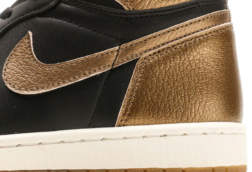 Air Jordan 1 Retro High OG "Gold Medal"