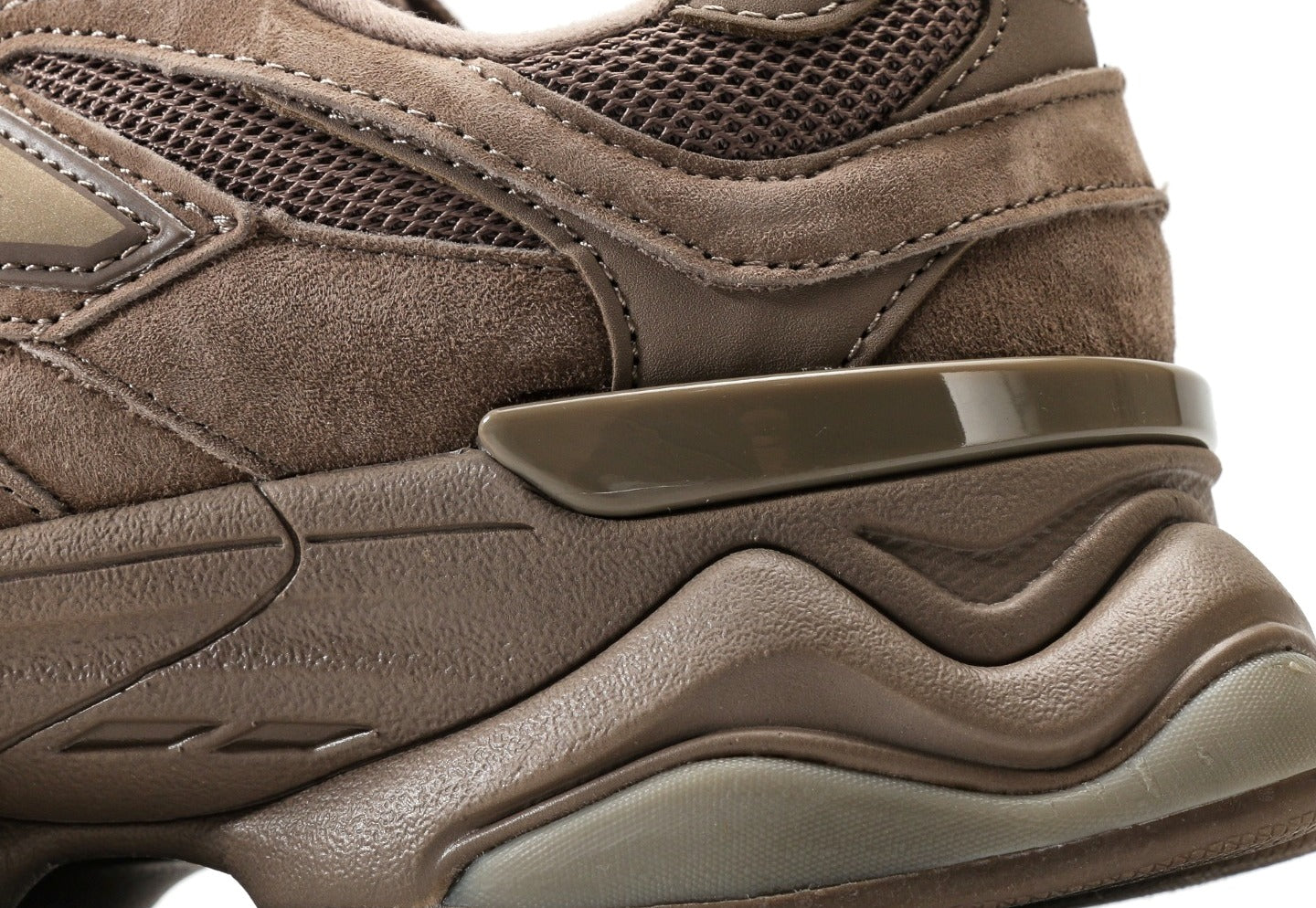 New Balance 9060 "Chestnut"