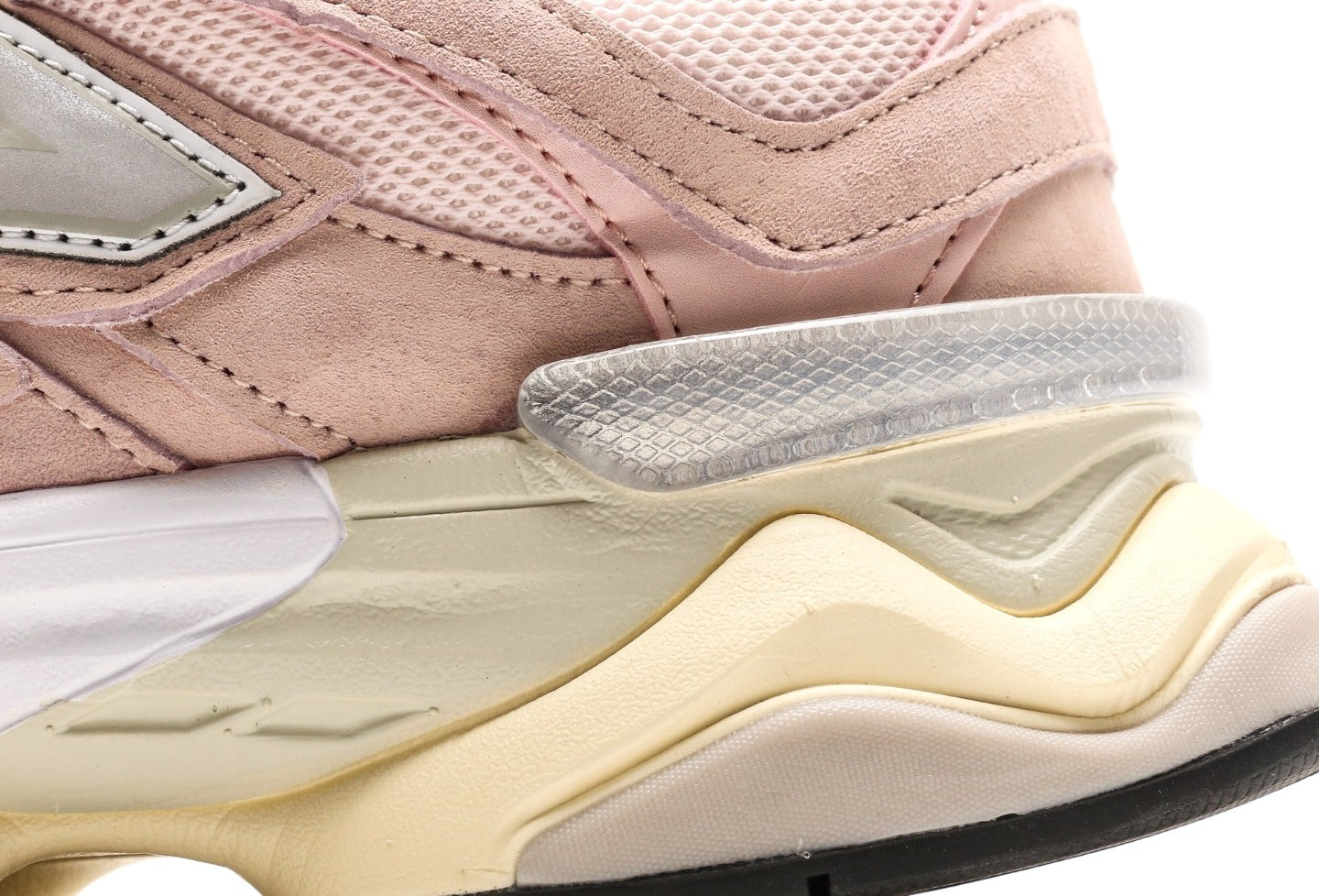 New Balance 9060 "Pink Haze"