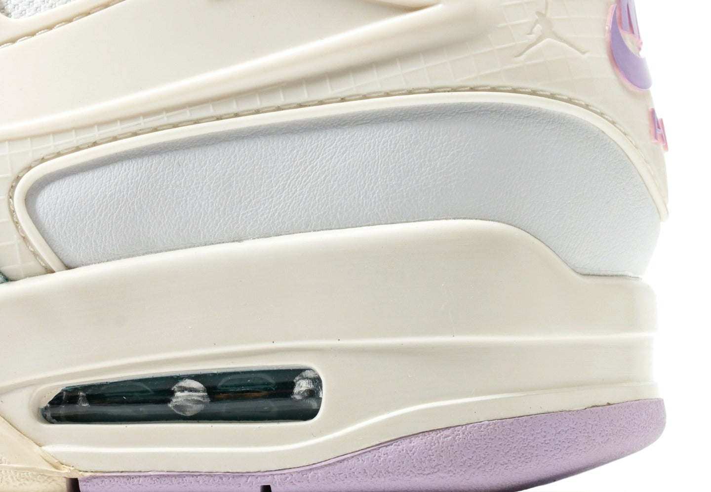 Air Jordan 4 RM "Easter"