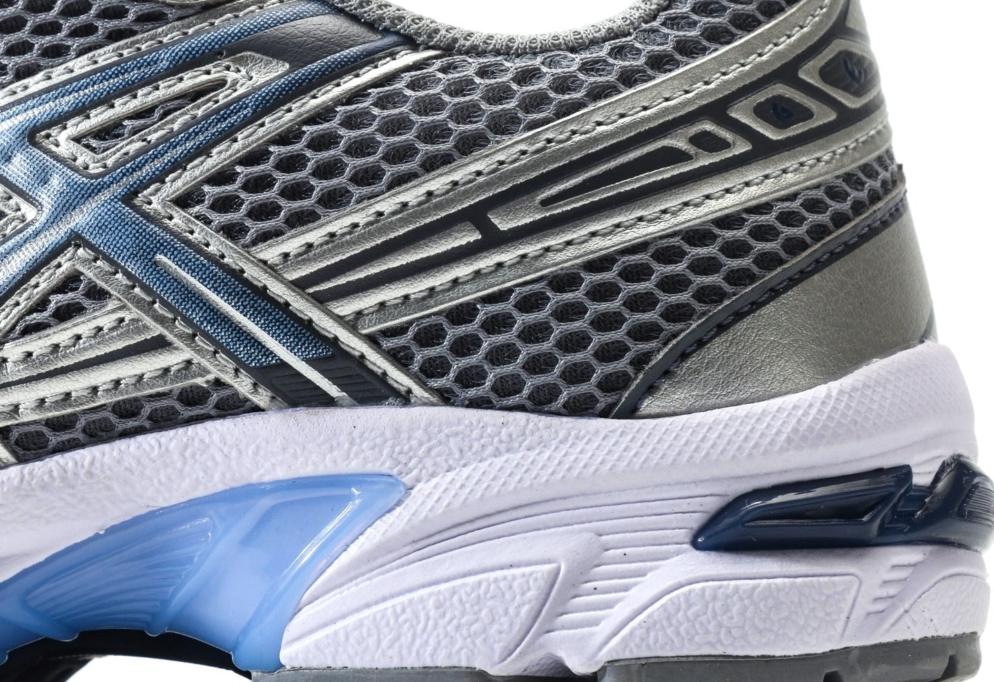 Gel 1130 Gravel Silver Blue Fade