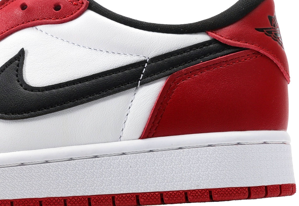 Air Jordan 1 Retro Low OG Chicago