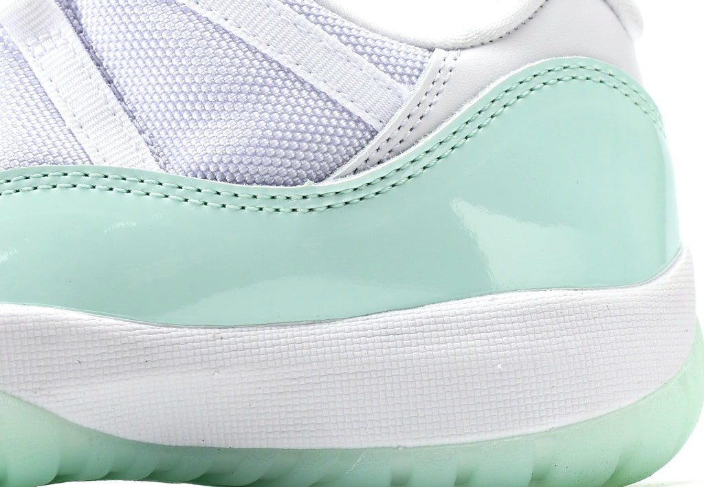 Air Jordan 11 Low "Igloo" [PK GOD]