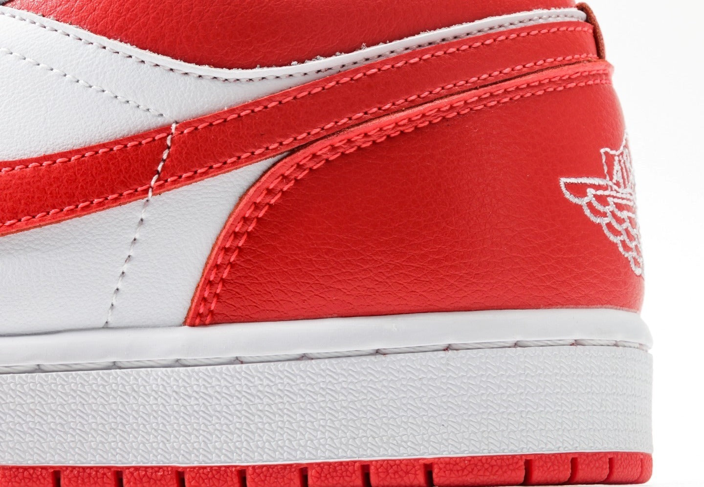 Air Jordan 1 Low White Chile Red