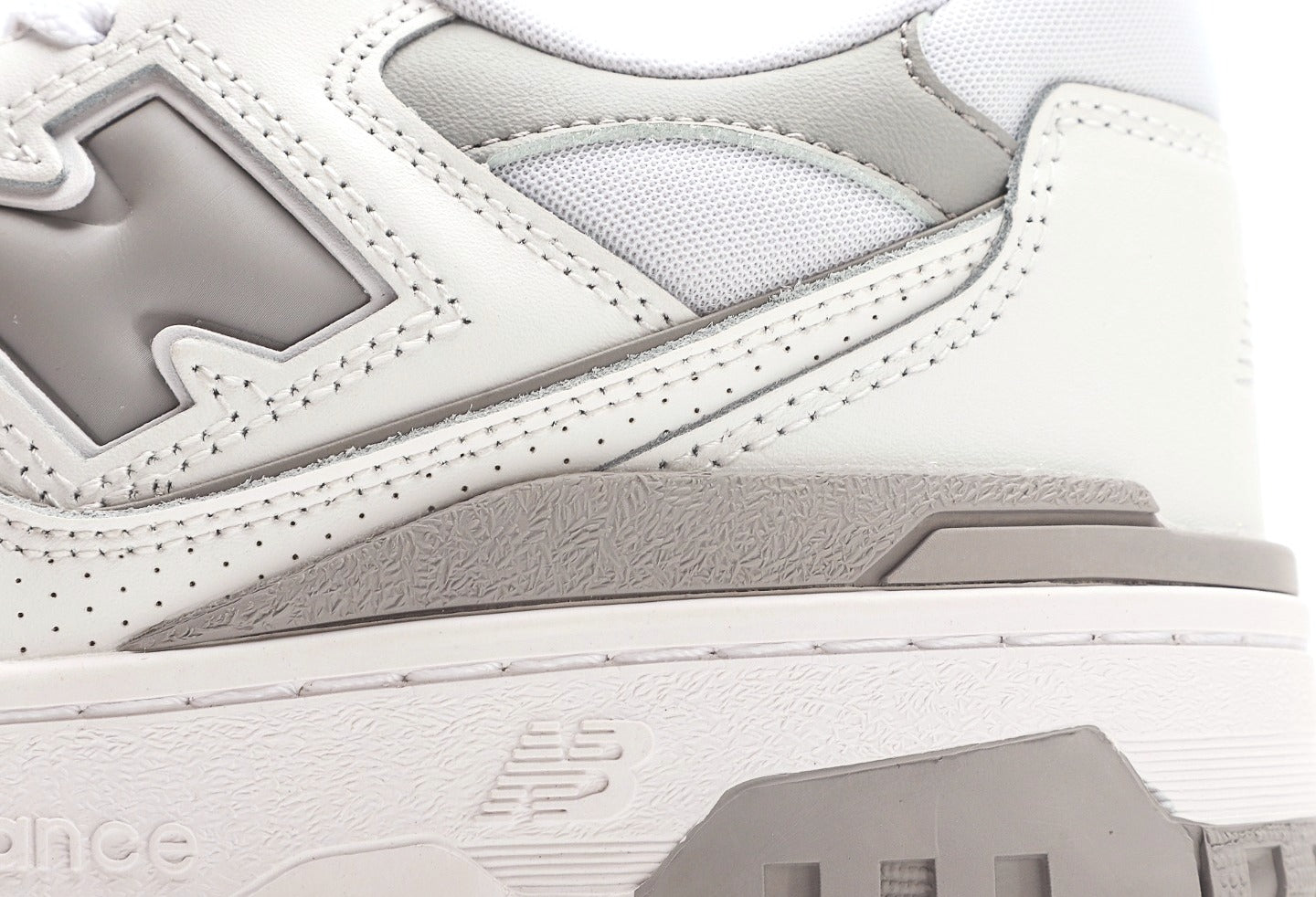 New Balance 550 White Rain Cloud
