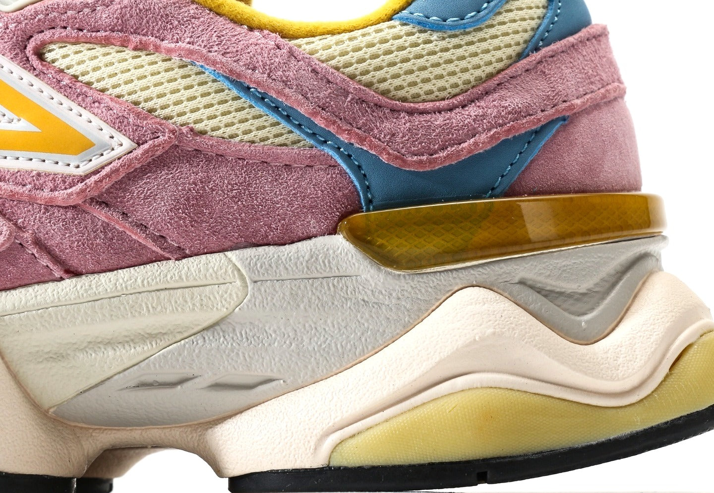 New Balance 9060 "Pink Suede"