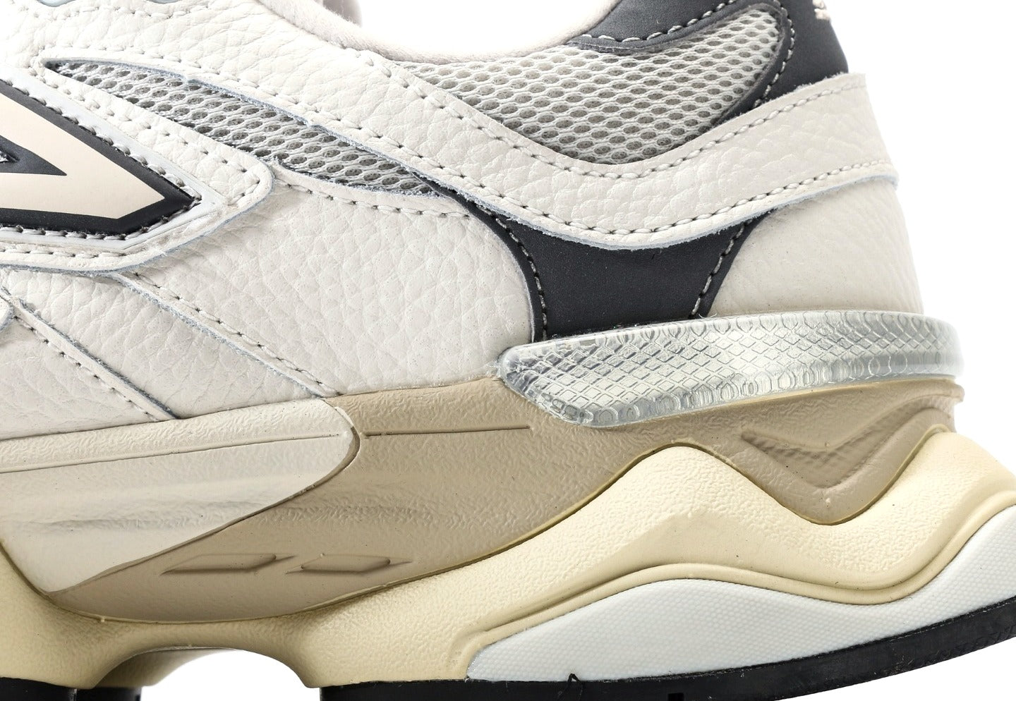 New Balance 9060 Sea Salt Castlerock
