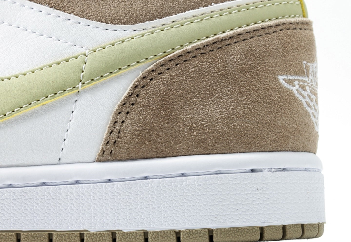 Air Jordan 1 Low "Khaki Olive Aura"