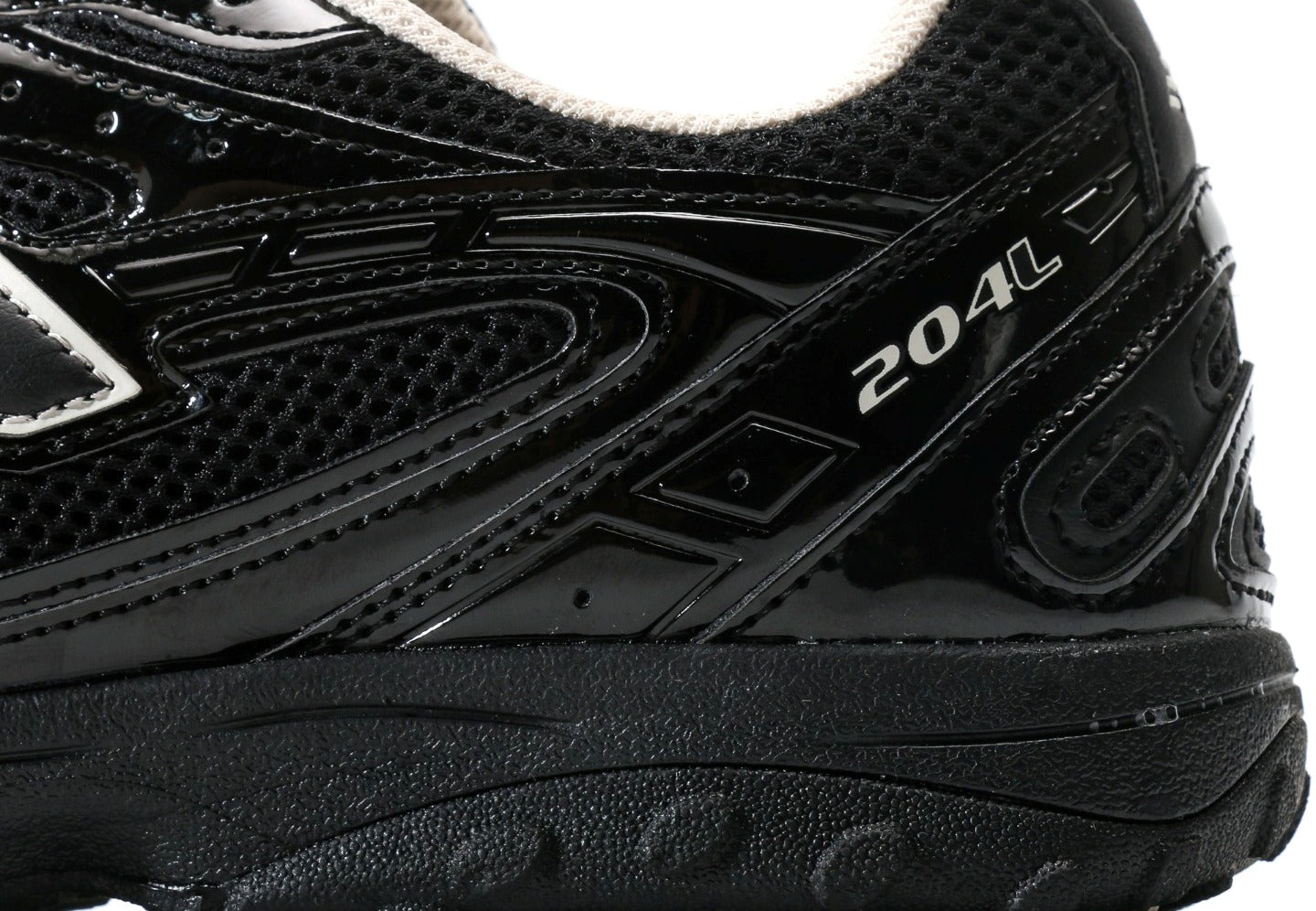 New Balance 204L Black Timberwolf