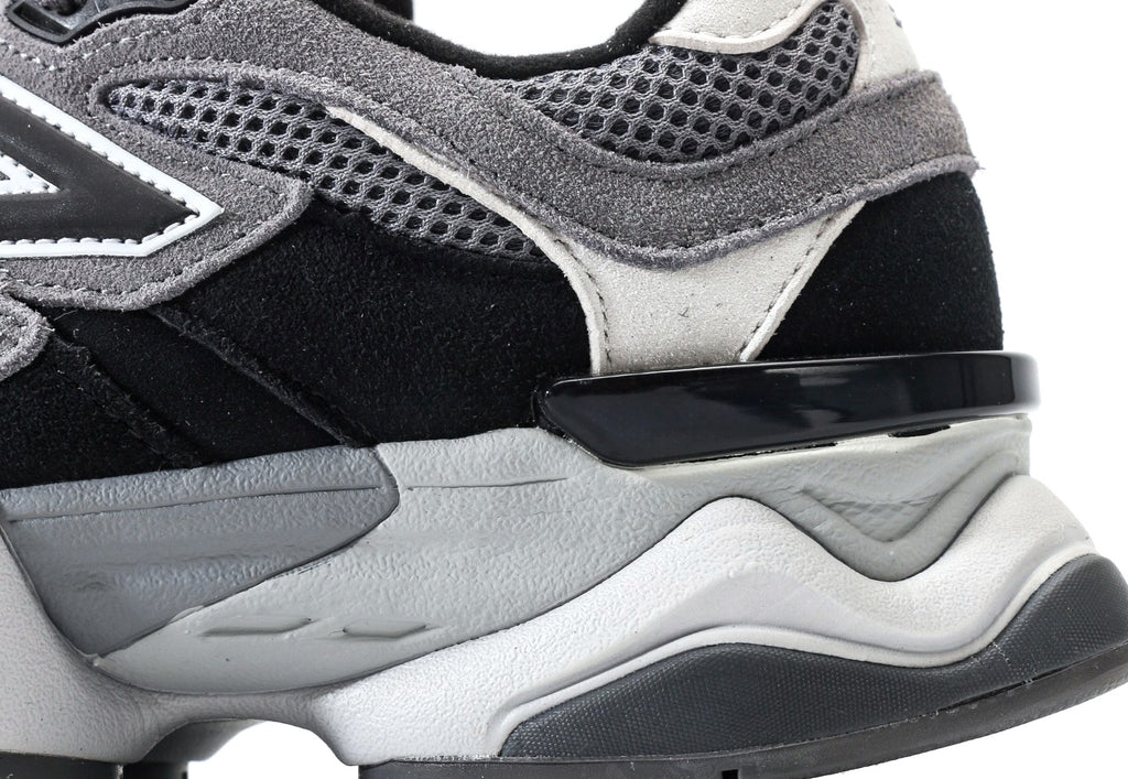 New Balance 9060 Black/Grey