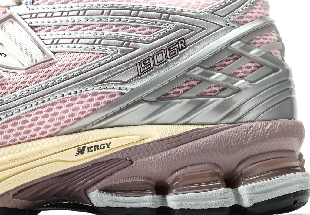 New Balance 1906R Silver/Pink