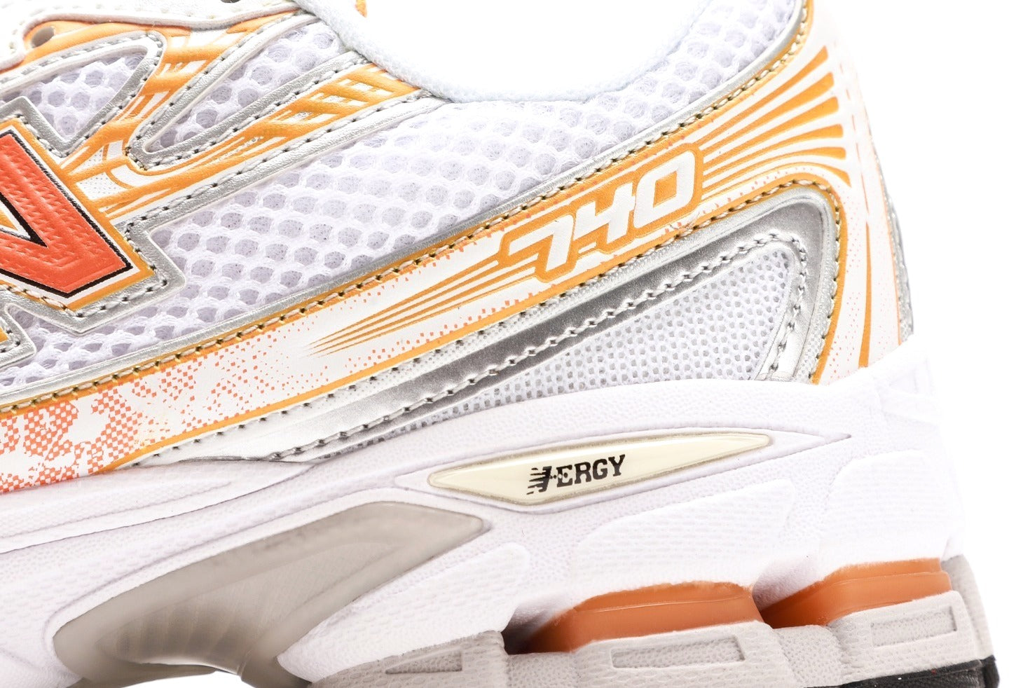 New Balance 740 Orange Blanche