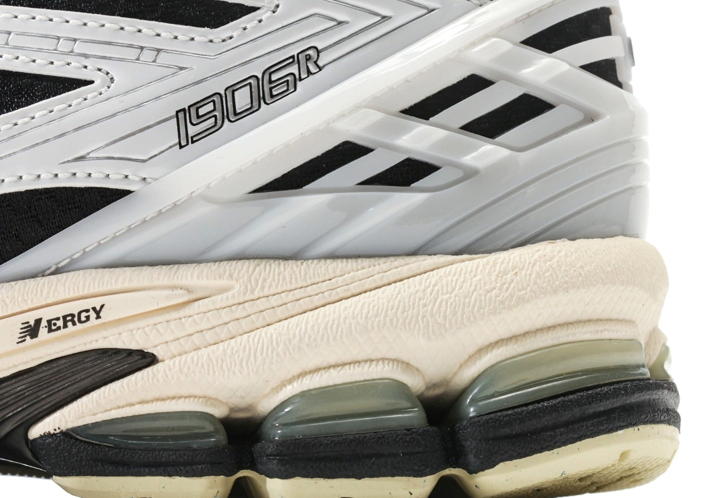 New Balance 1906R "White Black"