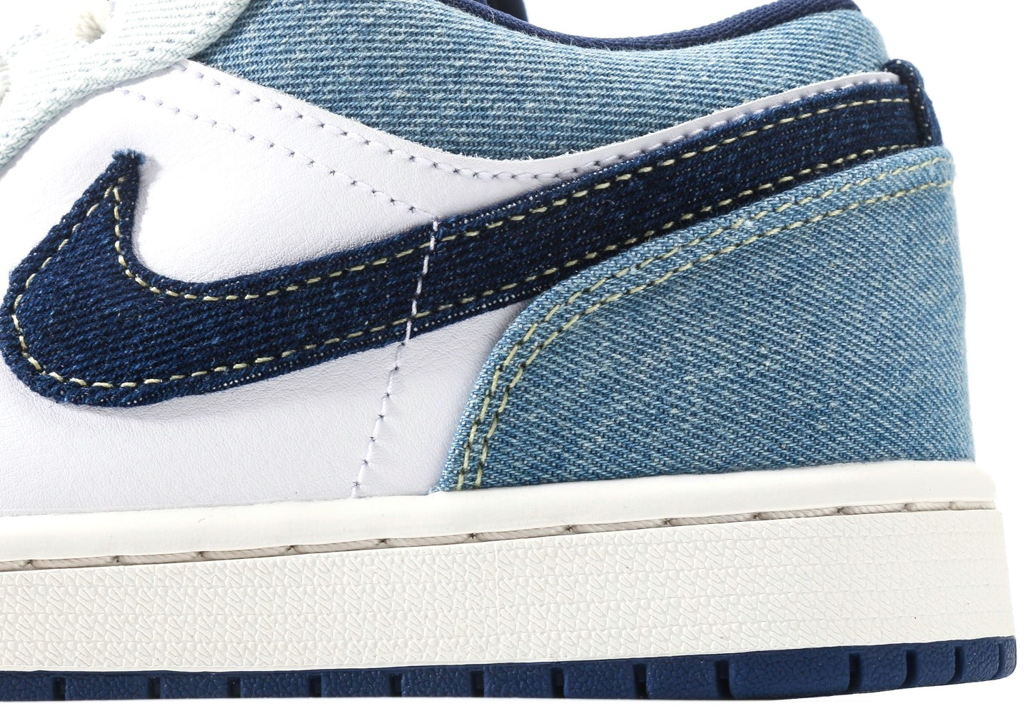 Air Jordan 1 Low "Denim"