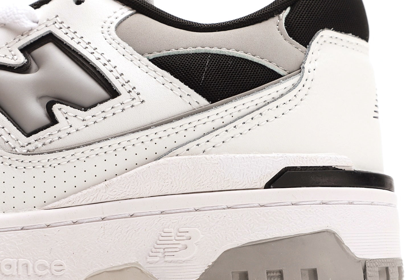 New Balance 550 "White/Grey/Black"