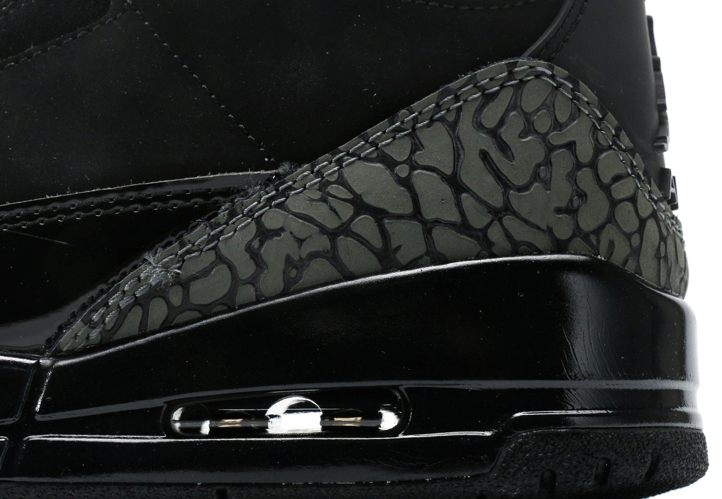 Air Jordan 3 Retro "Black Cat"