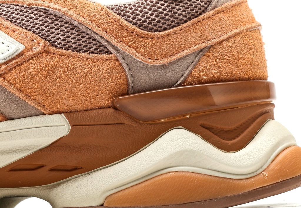 New Balance 9060 Flat Taupe Copper