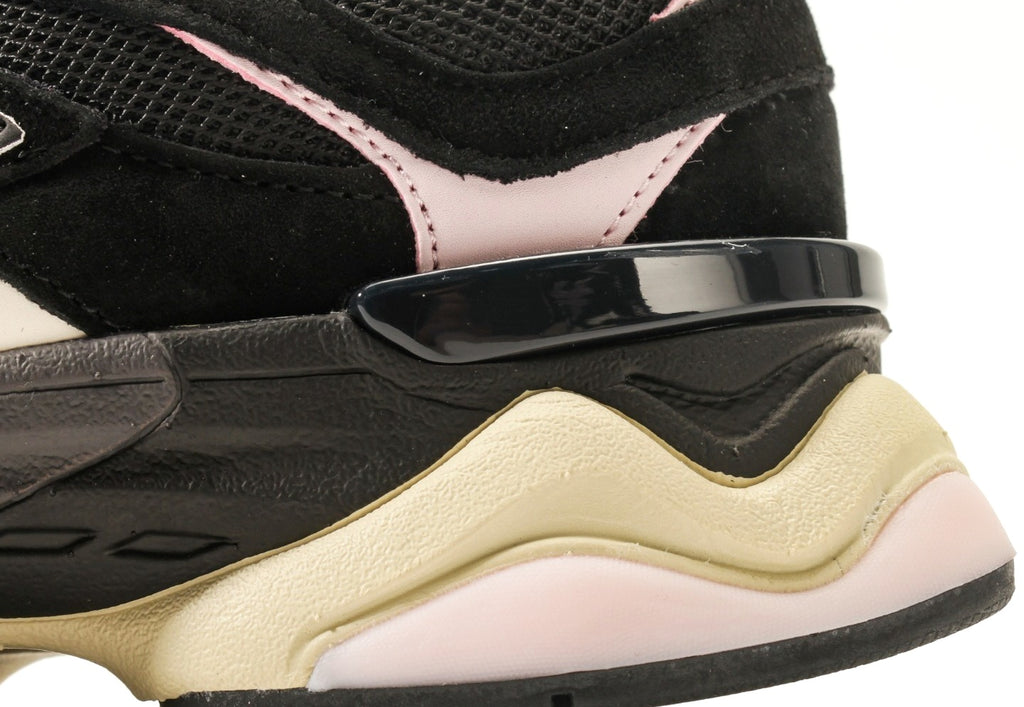 New Balance 9060 Black Pink