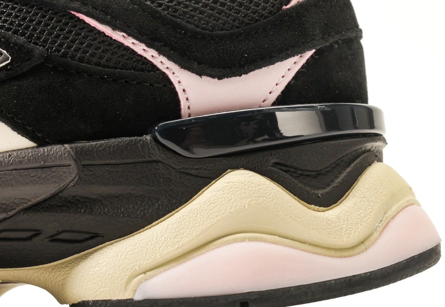 New Balance 9060 Black Pink