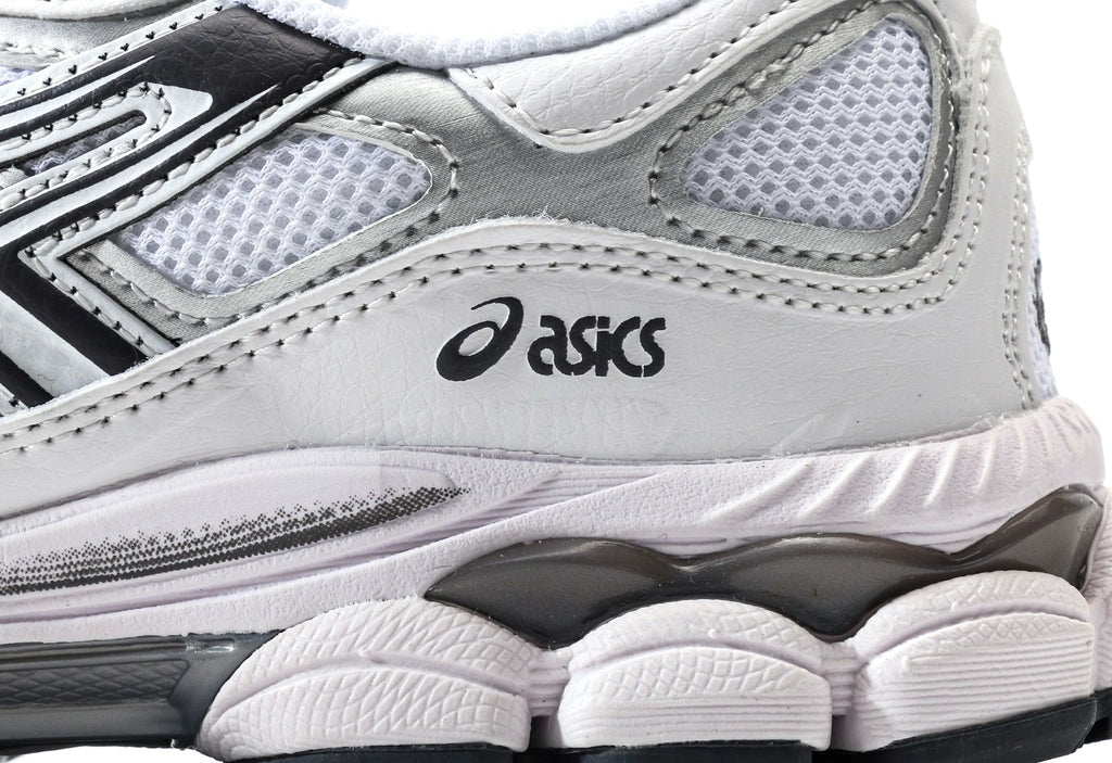 Gel-NYC White Carrier Grey