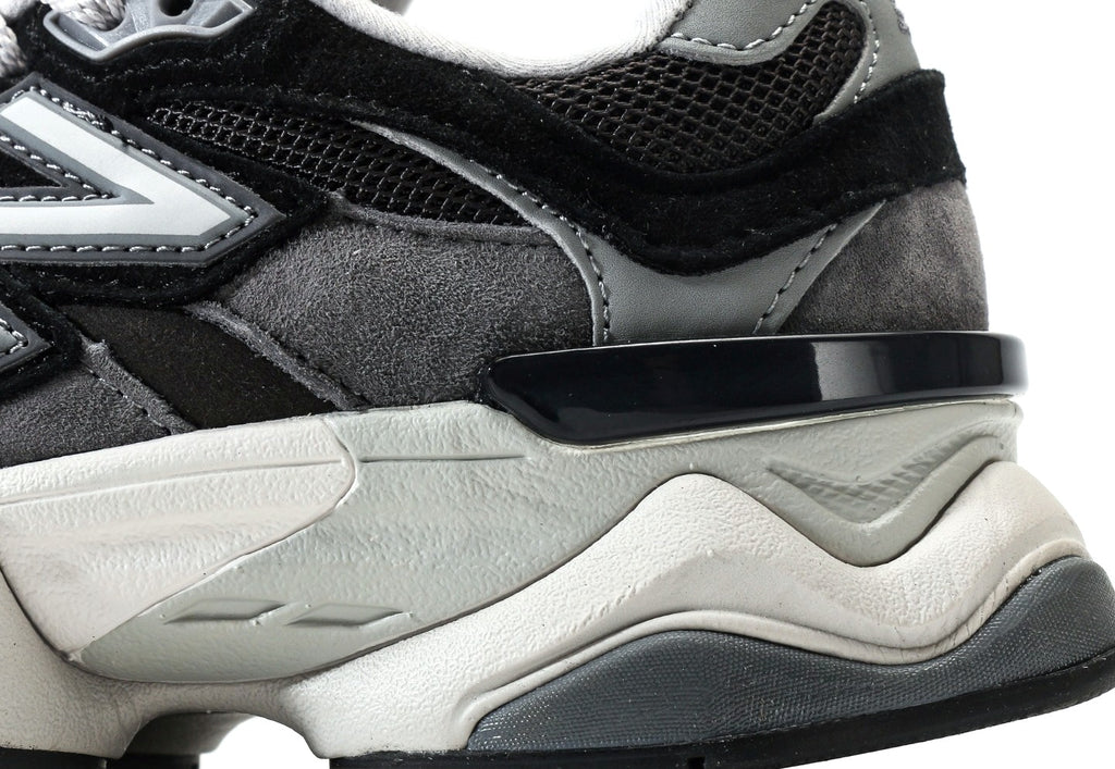 New Balance 9060 Black Grey