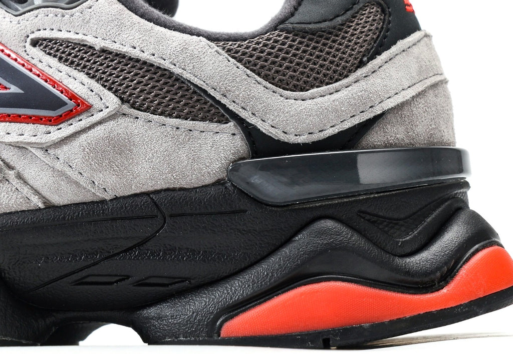 New Balance 9060 Grey/Black