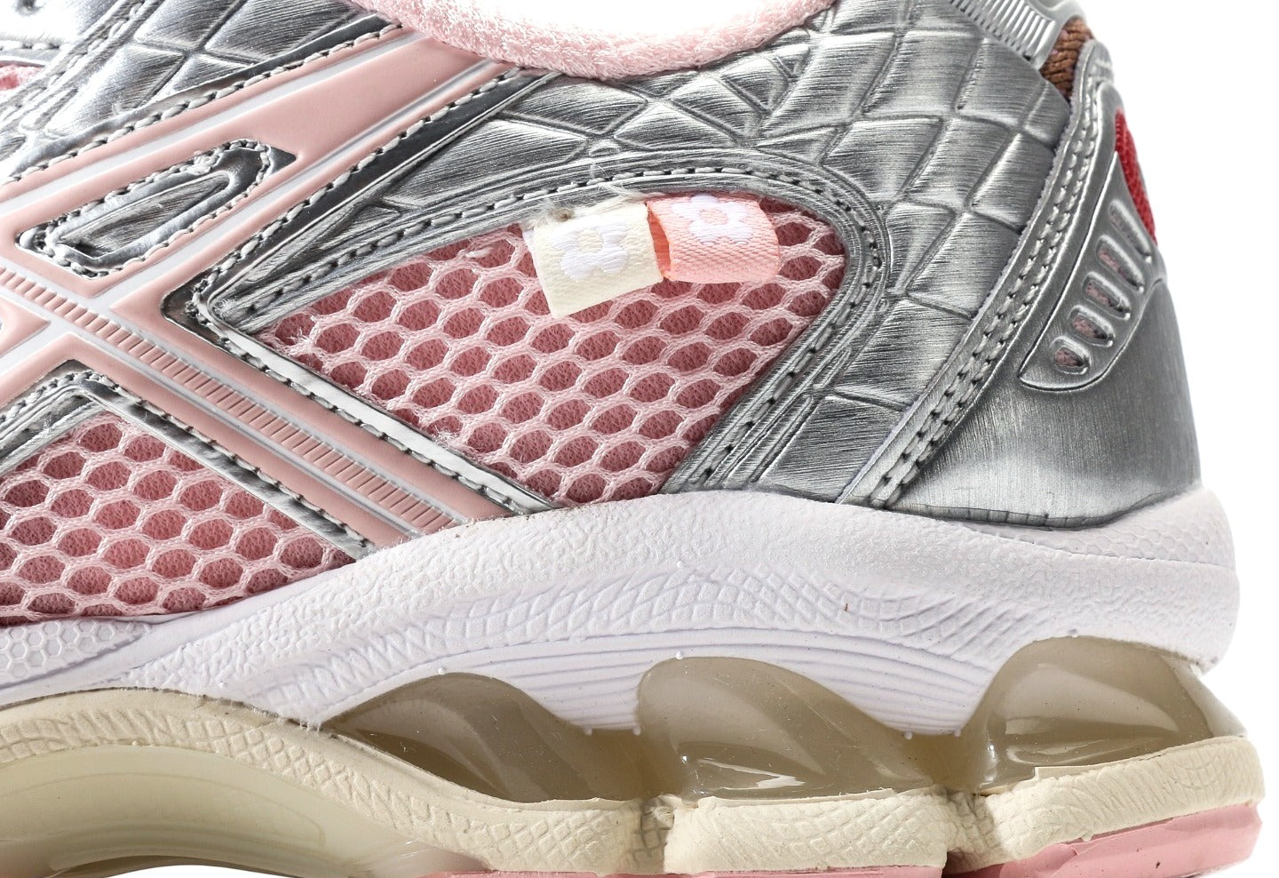 Vandy the Pink x atmos x GEL-Nimbus 10.1