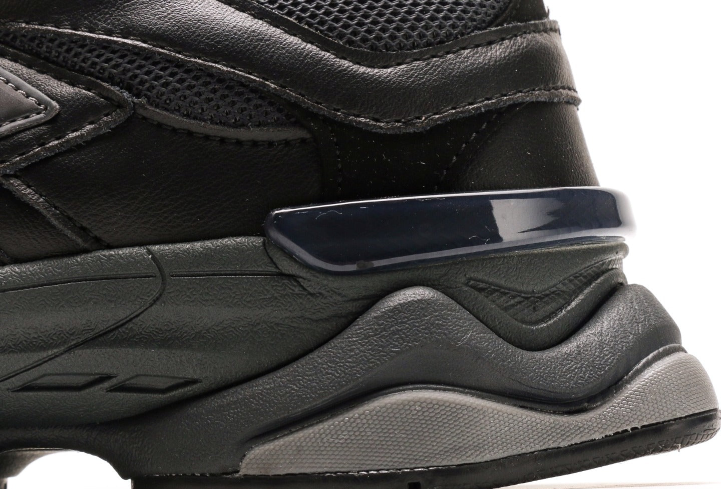 New Balance 9060 "Triple Black"