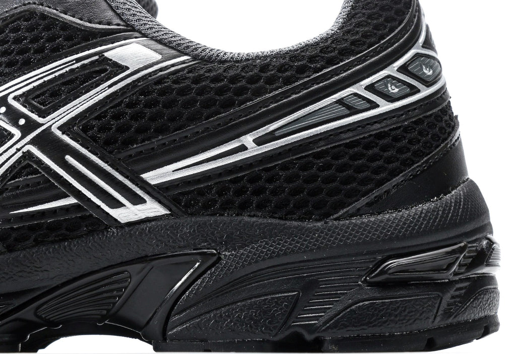 Gel-1130 "Black Pure Silver"