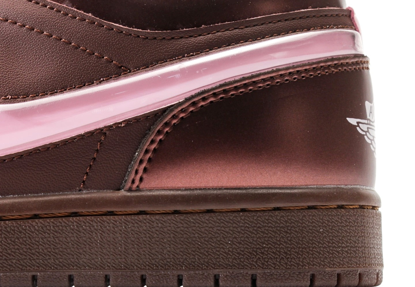 Air Jordan 1 Low Light Chocolate