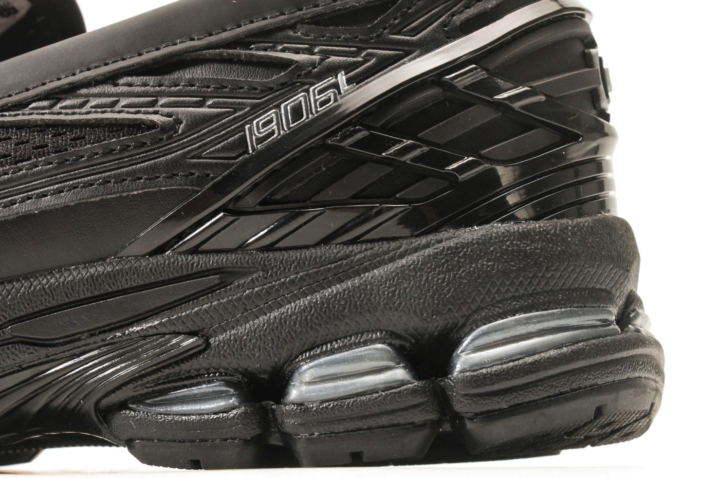 New Balance 1906L "Black Angora"