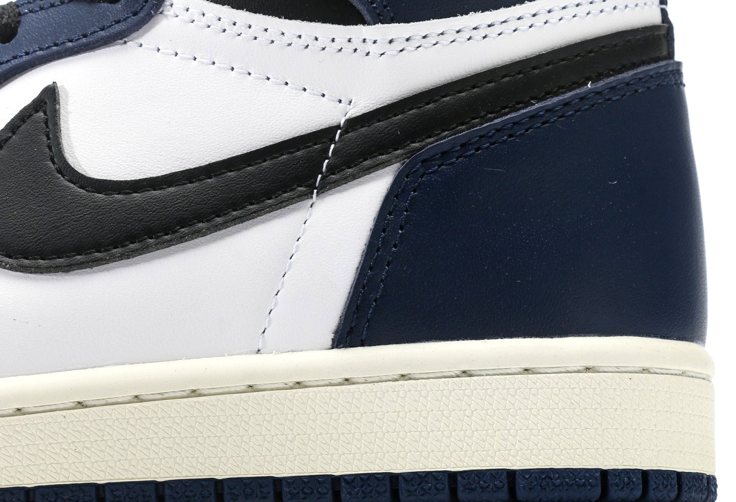 Air Jordan 1 Retro High OG Midnight Navy