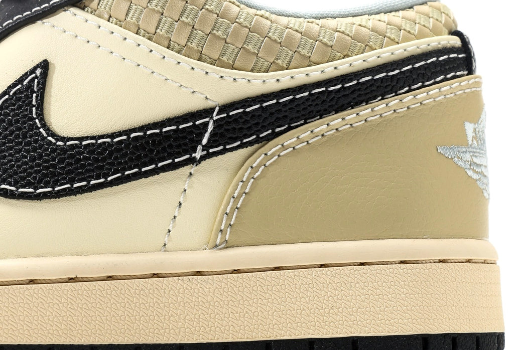 Air Jordan 1 Low SE "Coconut Milk Black"