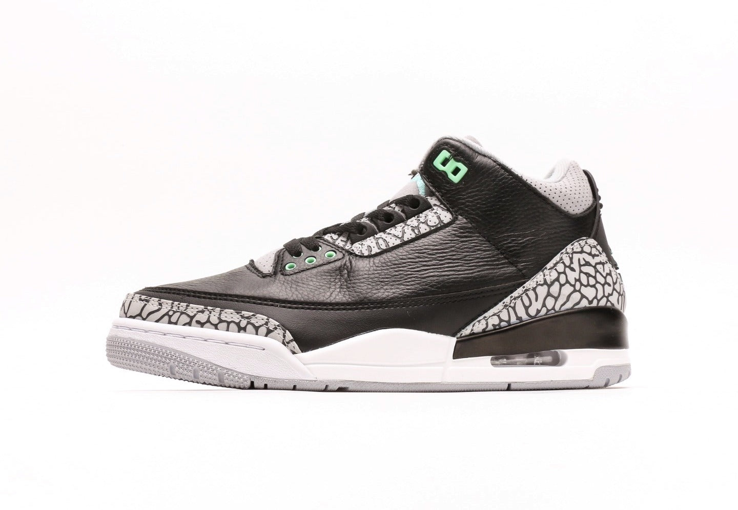 Air Jordan 3 Green Glow