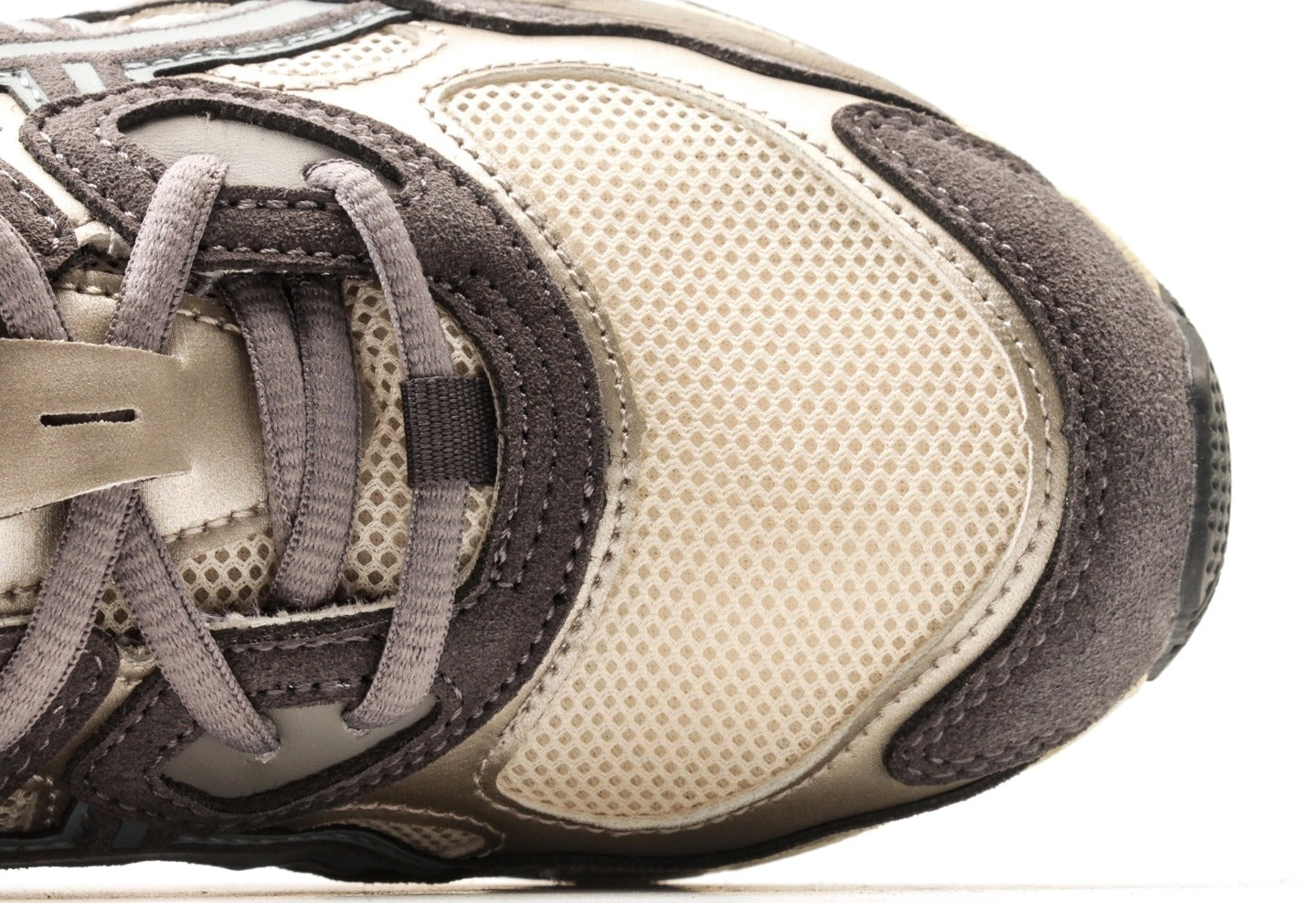 Gel-NYC "Oatmeal Obsidian Grey"
