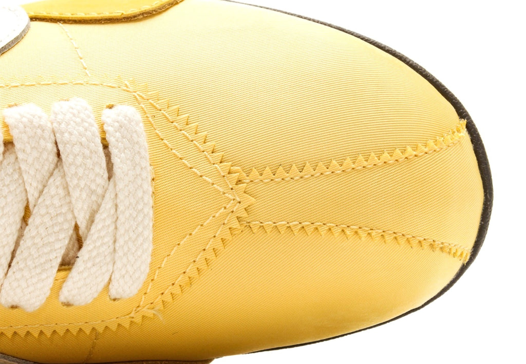 Moon Shoe "Soft Yellow"