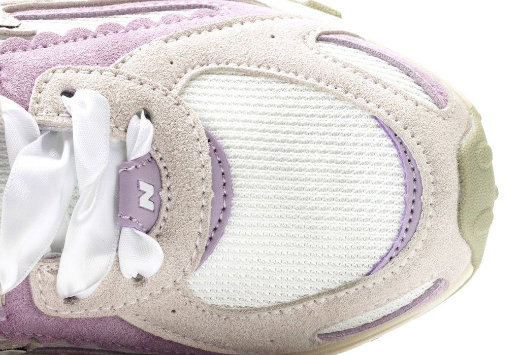 New Balance 204L "Reflection"