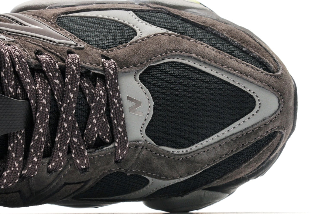 New Balance 9060 Black Cement Dry Lime