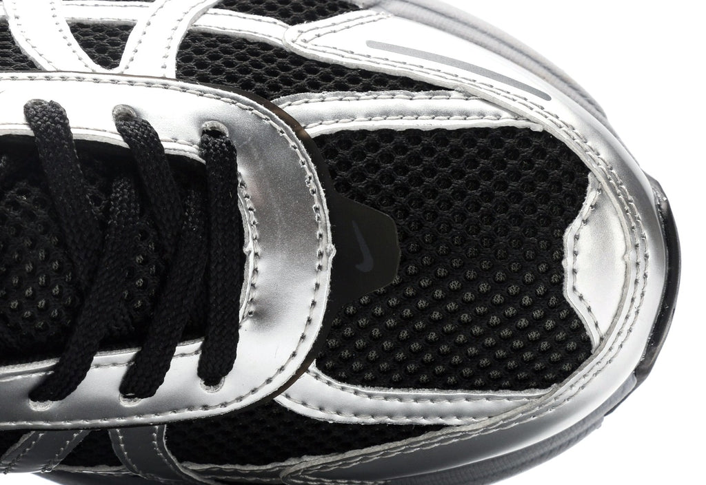 V2K Run "Black Metallic Silver"