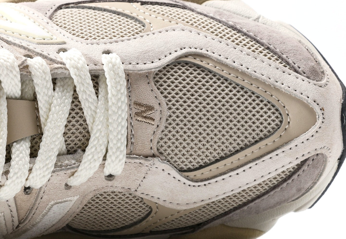 New Balance 9060 "Oatmeal"