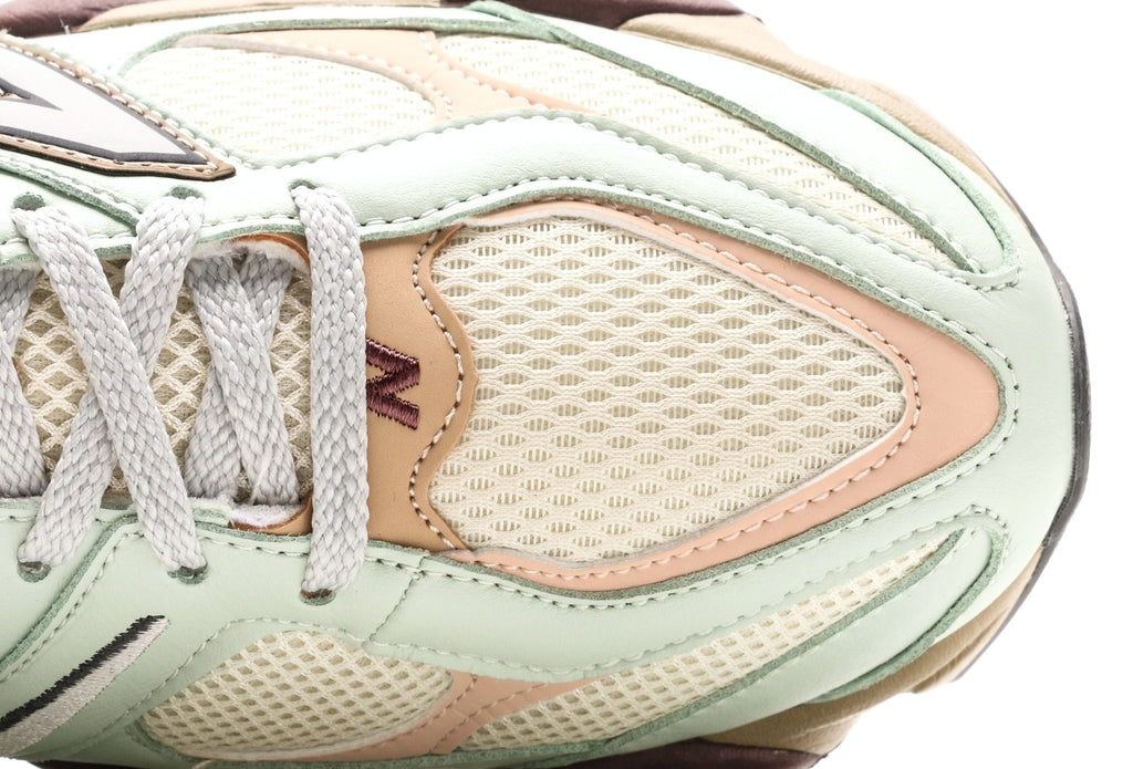 New Balance 9060 Clay Ash