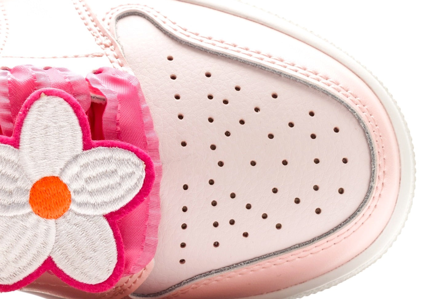 Air Jordan 1 Low SE Pink Bloom