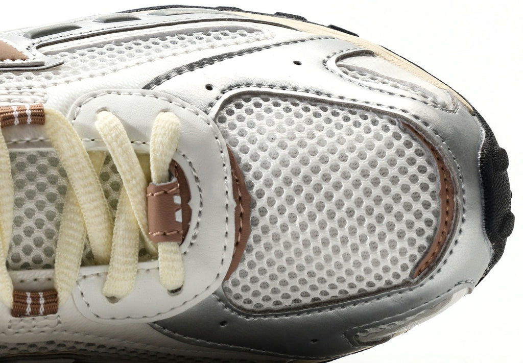 New Balance 204L Silver Metallic Flat Taupe