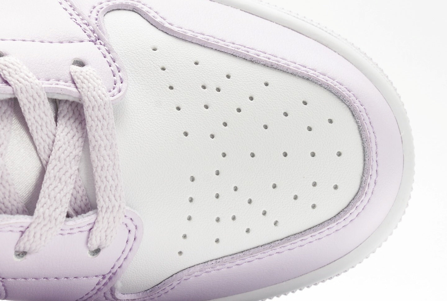 Air Jordan 1 Low Barely Grape Violet Mist