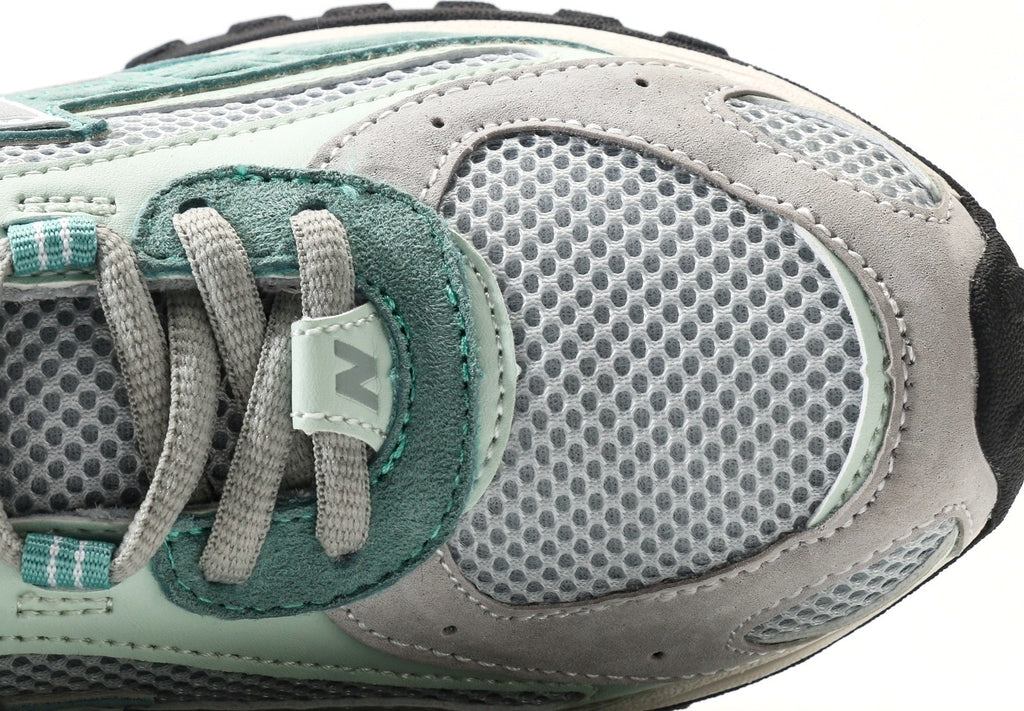 Kith x New Balance 204L Bluebell