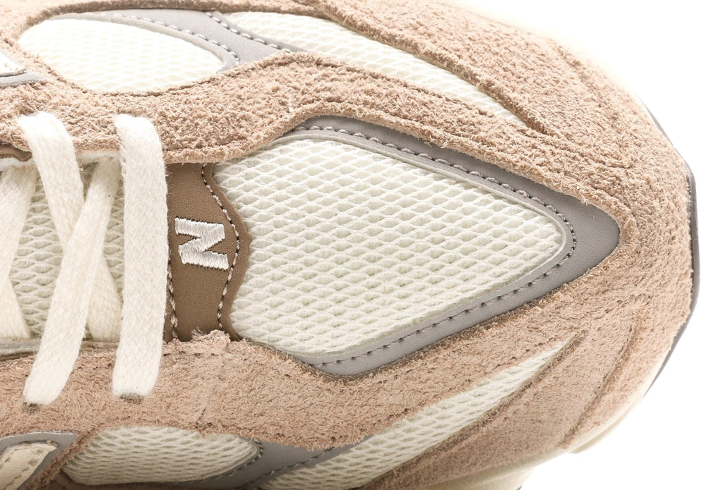 New Balance 9060 "Driftwood"
