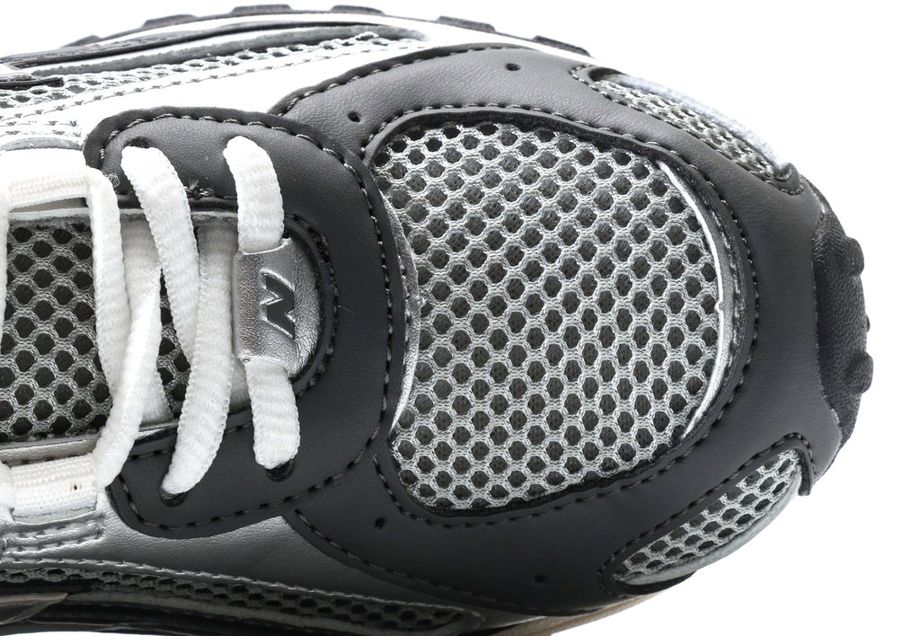 New Balance 204L Dark Silver Metallic